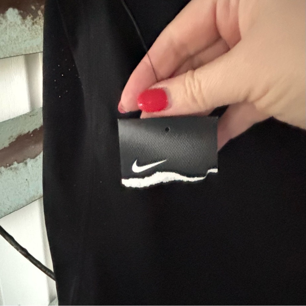 Nike Dry Fit Women's Black Shortsleeved Running Top Size XL - Picture 5 of 12